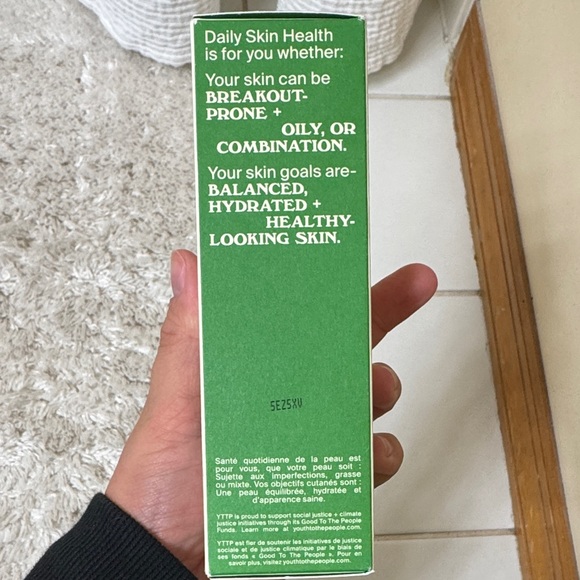 Youth to the People Superfood Cleanser and Moisture Cream Set - Green and White - Picture 3 of 4